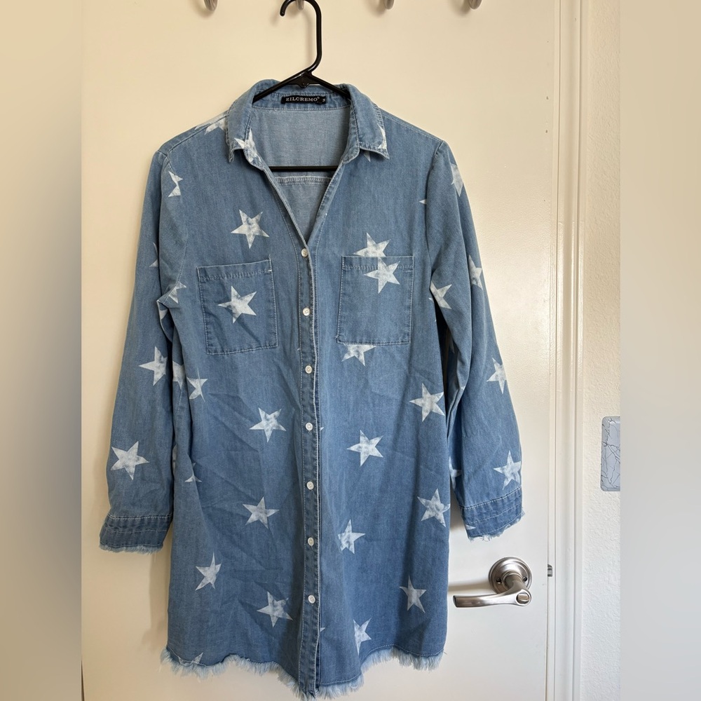 Zilcremo Star Print Denim Shirt Dress / Tunic with Frayed Hem - M